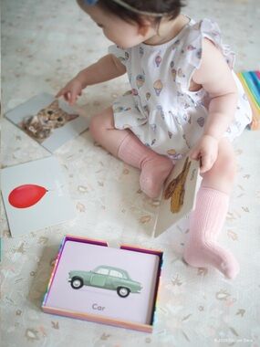 Lovevery | 'Things I See' Texture Cards from The Inspector Play Kit Months 7-8